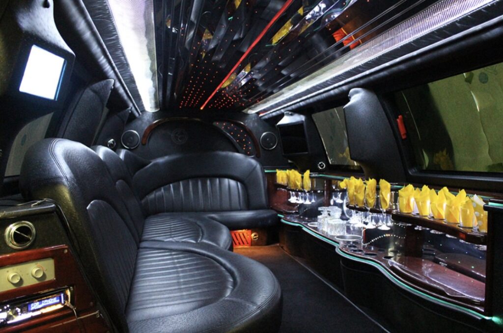 Luxury Casino Limousine Transportation in Ottawa
