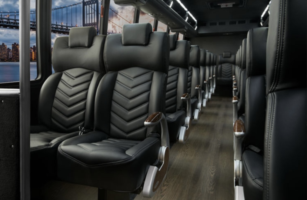 Ottawa Bus Rentals Top Rated the Best Limousine Rental
